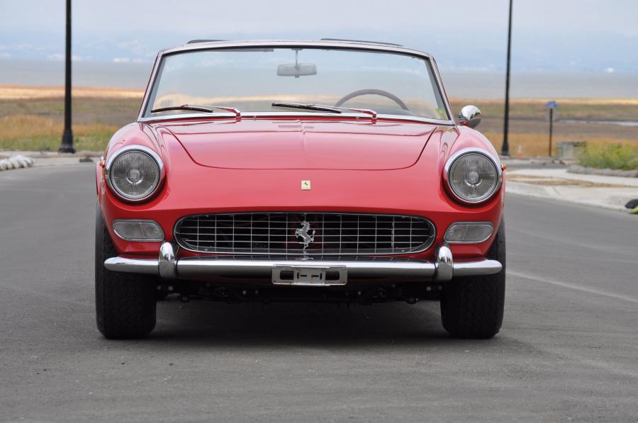  Ferrari 275 GTS 1965 года  (фото 2 из 20)